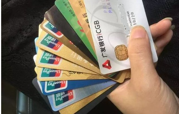 银盛通微智能POS机：信用卡额度从10万飙到30万的实战攻略